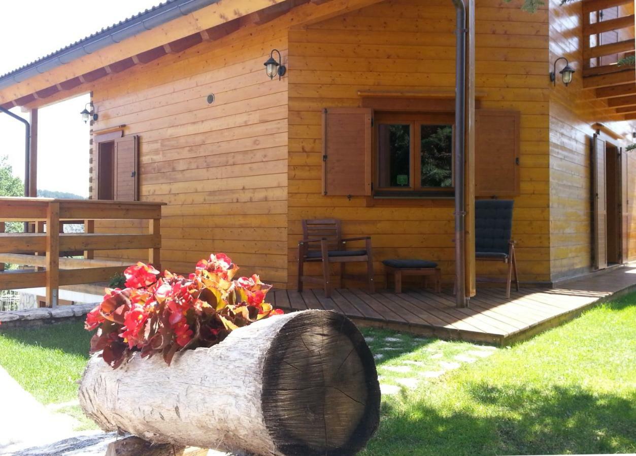 B&B Lo Chalet Di Ocre San Felice d'Ocre Exterior foto